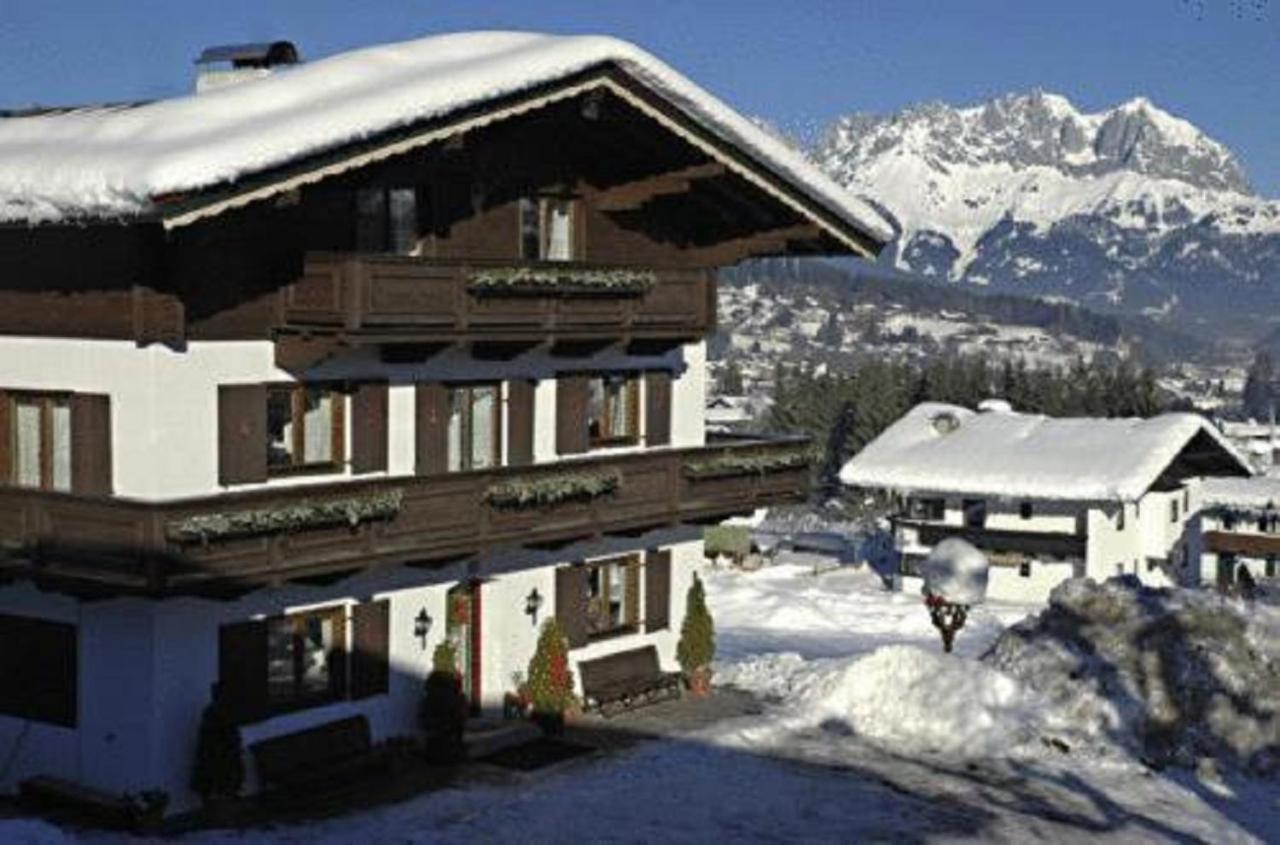 Pension Feiersinger คิทซ์บือห์ ภายนอก รูปภาพ
